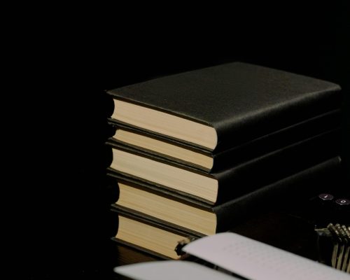 how to choose a fiction editor